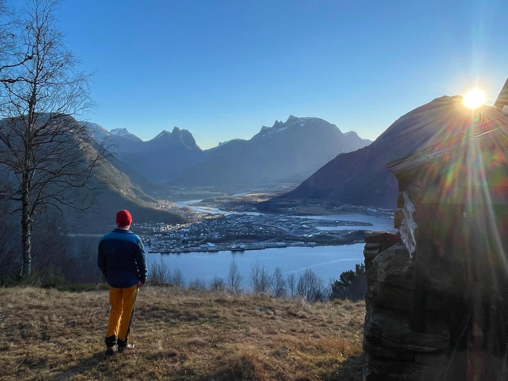 Appartement Bakkebo Rampestreken à Åndalsnes Extérieur photo
